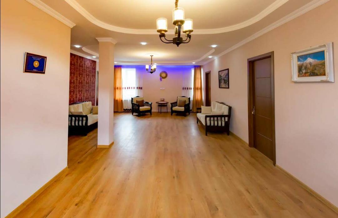 Guest House Sandro Kazbegi Dış mekan fotoğraf