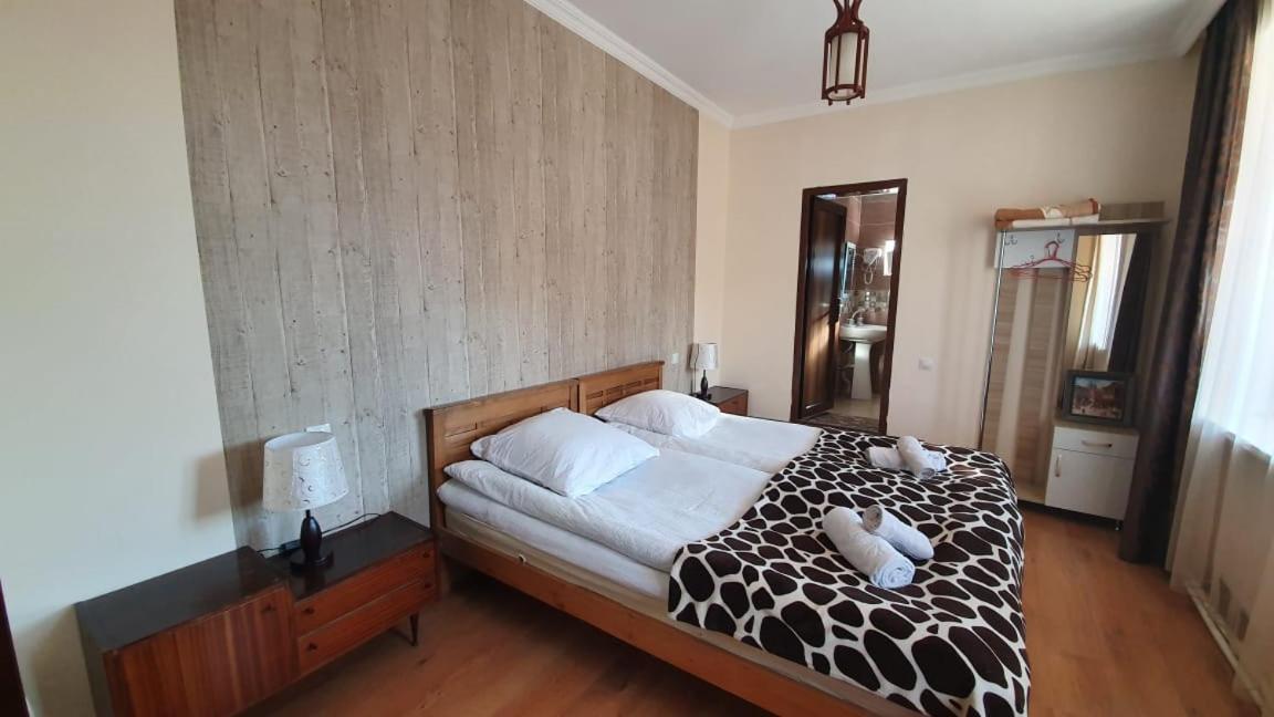 Guest House Sandro Kazbegi Dış mekan fotoğraf