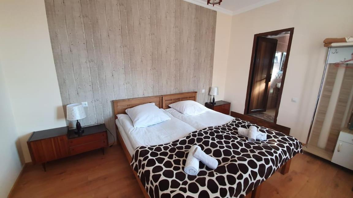Guest House Sandro Kazbegi Dış mekan fotoğraf