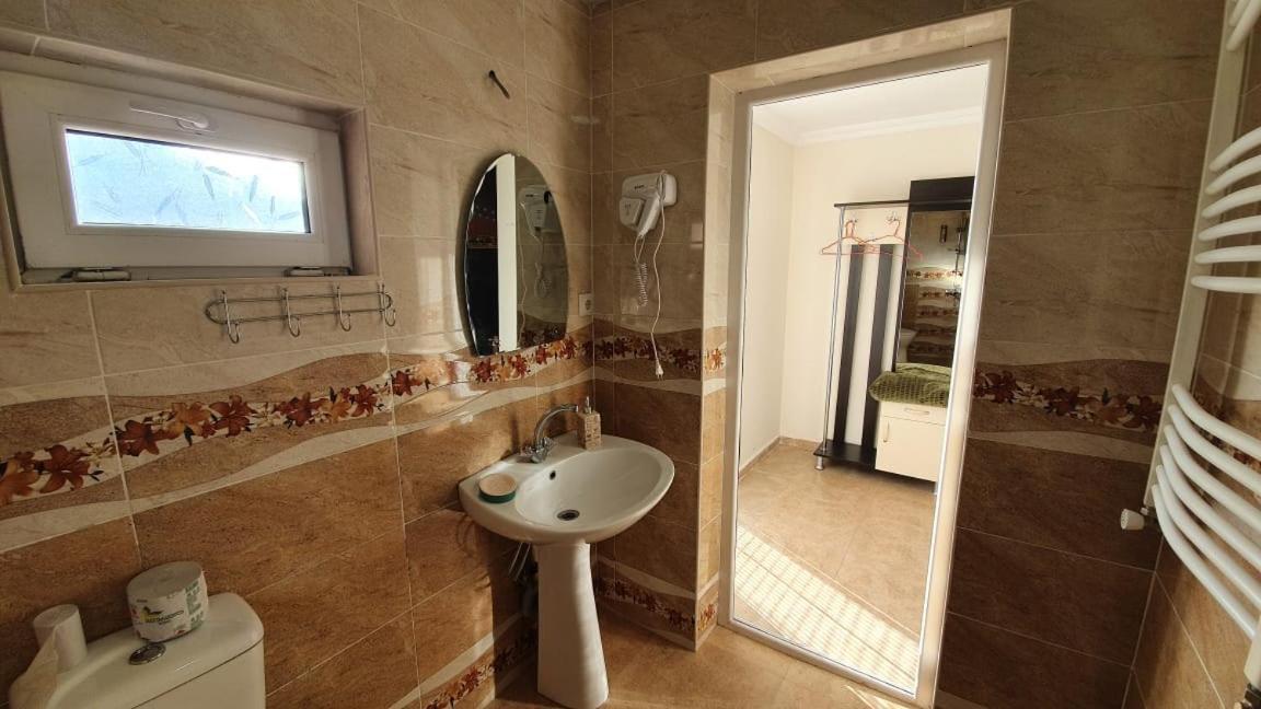 Guest House Sandro Kazbegi Dış mekan fotoğraf