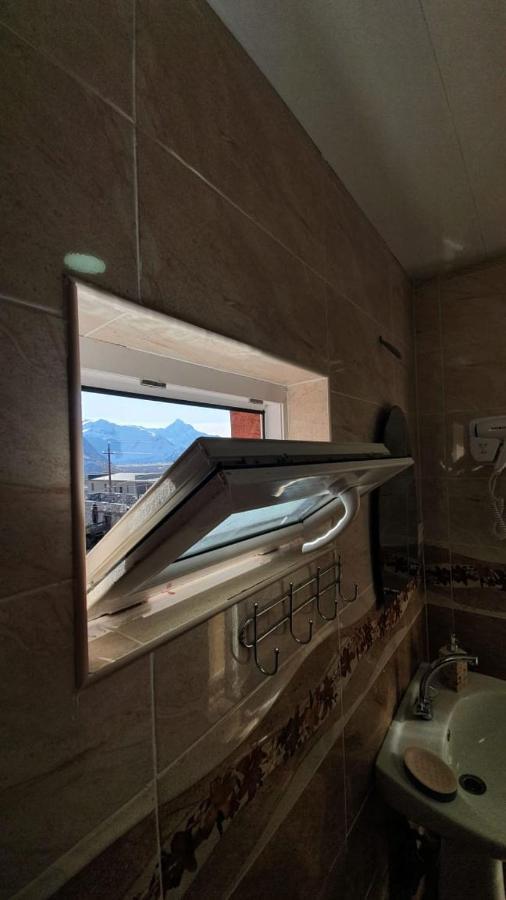 Guest House Sandro Kazbegi Dış mekan fotoğraf